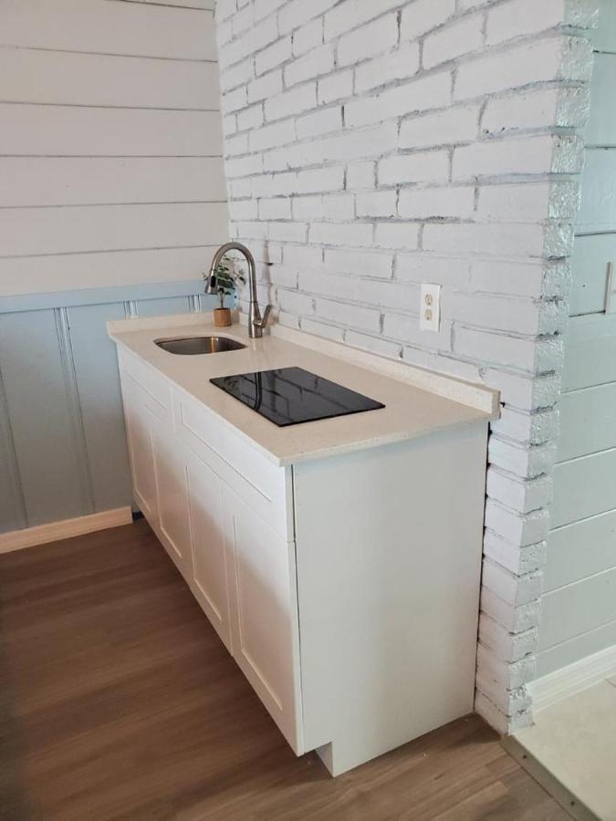 Hollywood Gardens Inn & Suites المظهر الخارجي الصورة