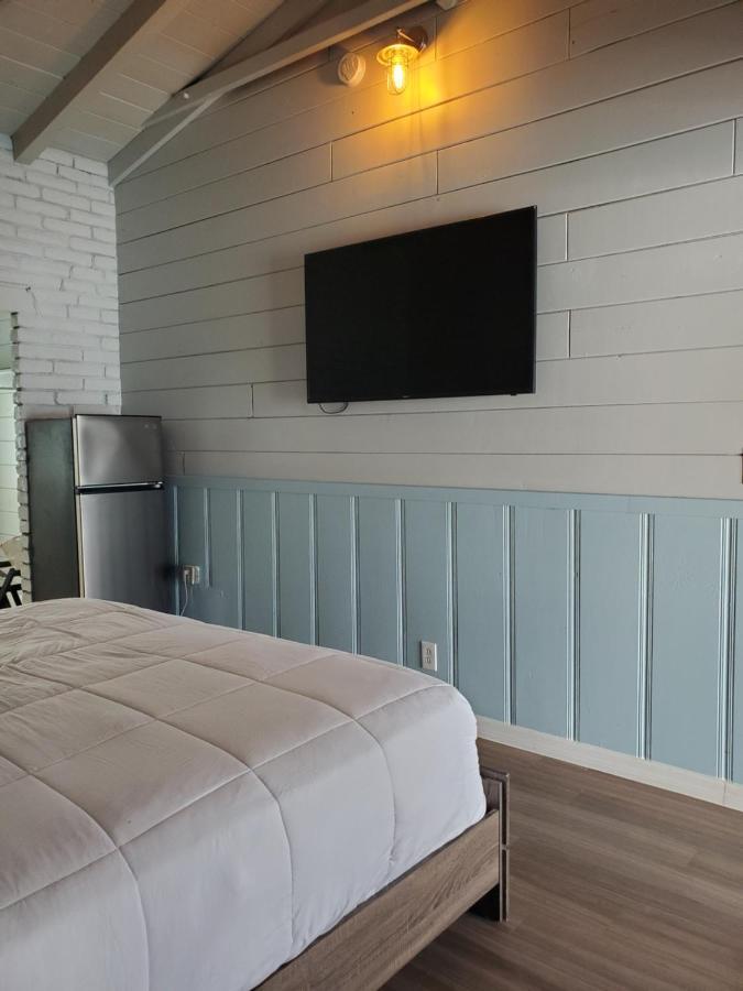 Hollywood Gardens Inn & Suites المظهر الخارجي الصورة